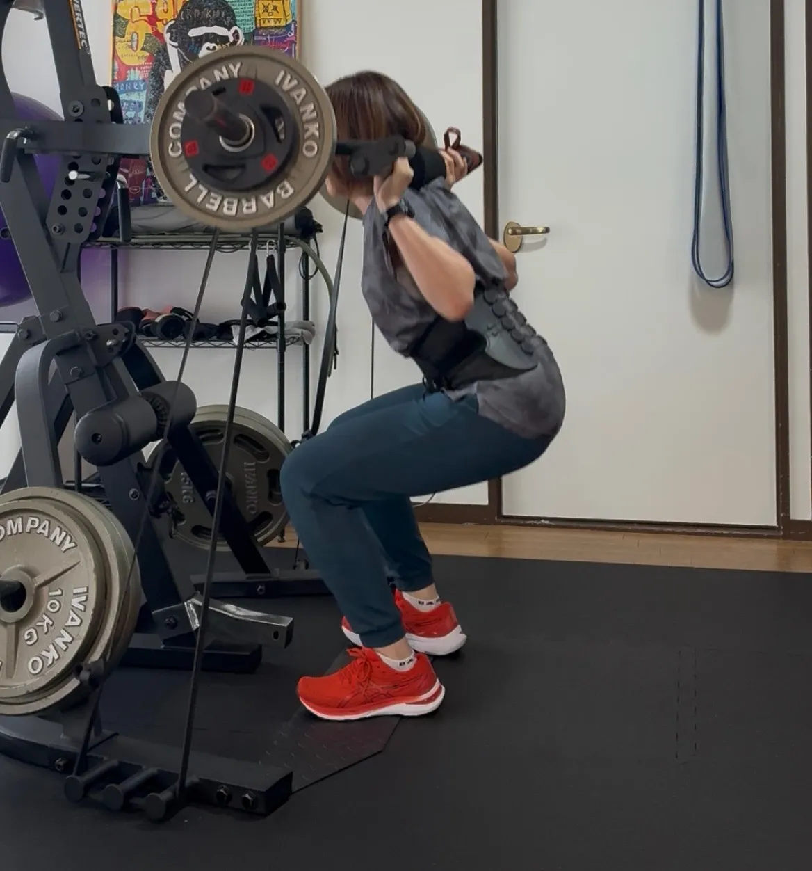 一宮市パーソナルジムが教える！足痩せしたい方におすすめの自宅トレーニング